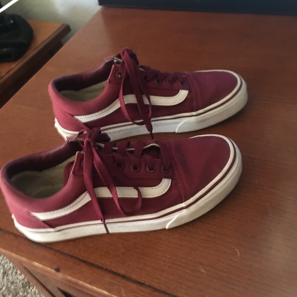 Women’s Maroon Vans - Picture 2 of 6